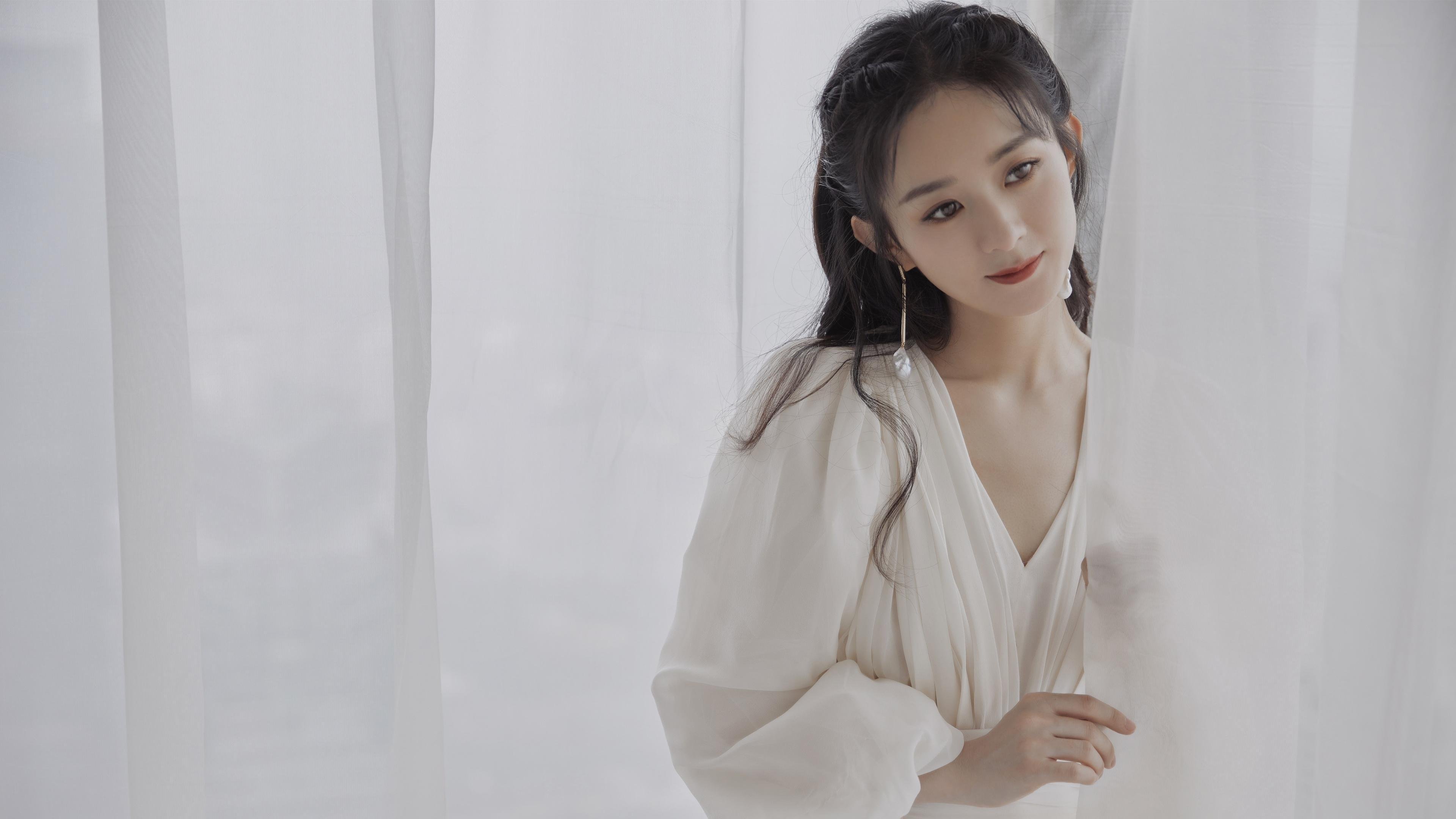 AC米兰-世界杯预选赛中国队逆袭 球员拼搏精神获赞，世界杯预选赛中国队分析