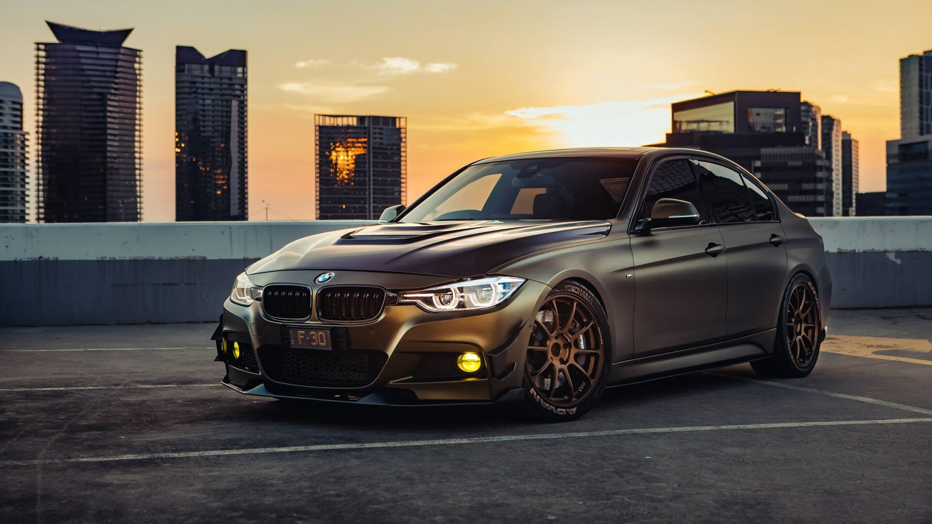 米兰登录入口-布克突破能力大幅提升制造多次罚球机会，布克效力过哪些球队