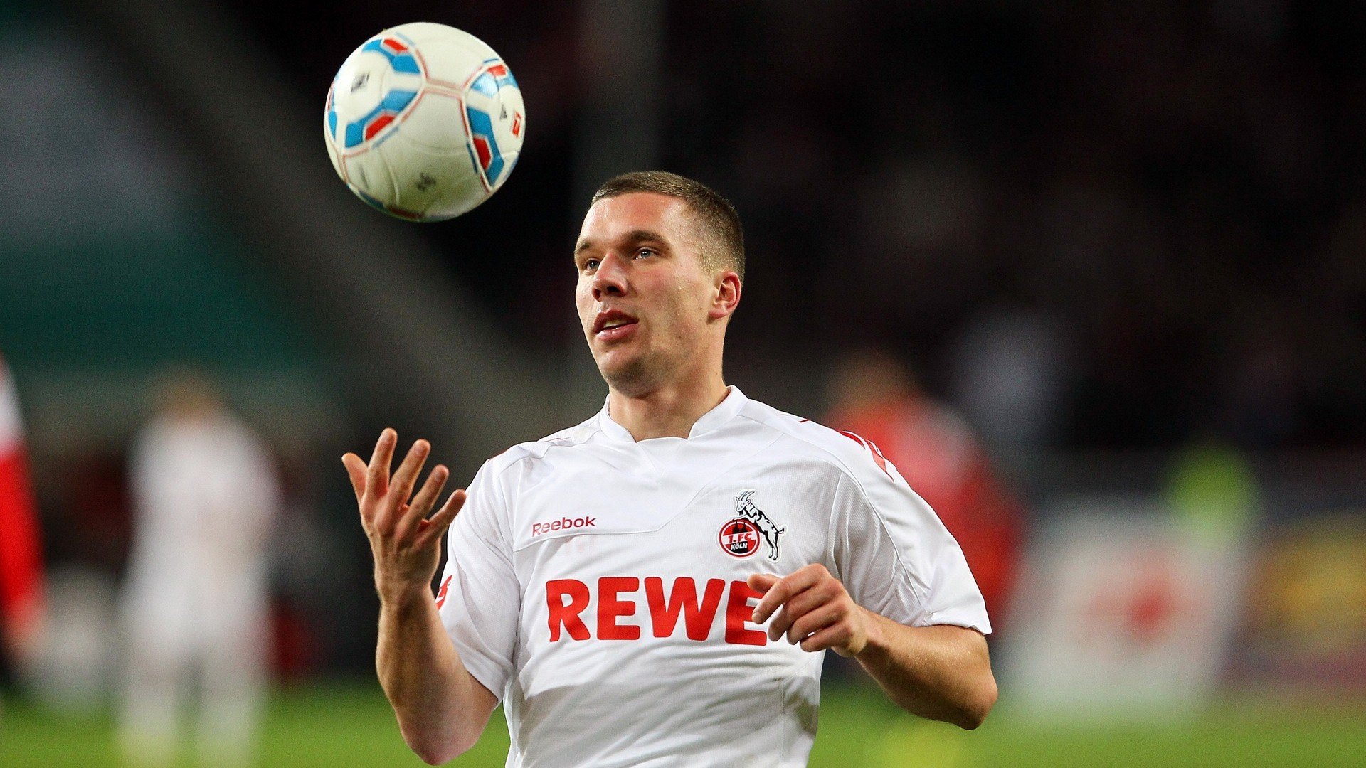 米兰体育-足球联赛季后赛赛程公布,足球联赛季后赛赛程公布表